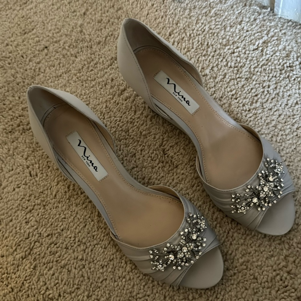 Nina peep toe silver wedges